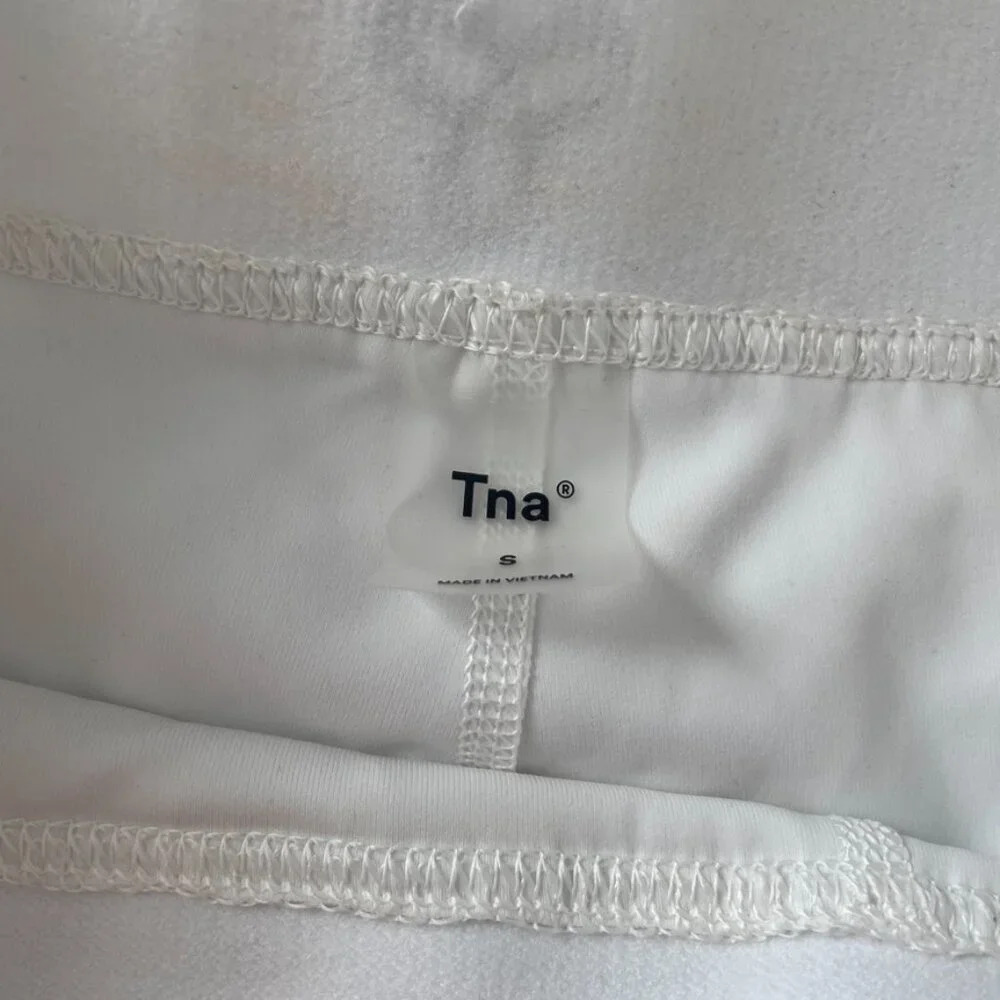 Aritzia Tna Action Pleated Tennis Skirt Built in Shorts White Size Small - Picture 7 of 7